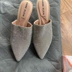 Anne Klein Silver Sparkly Mules